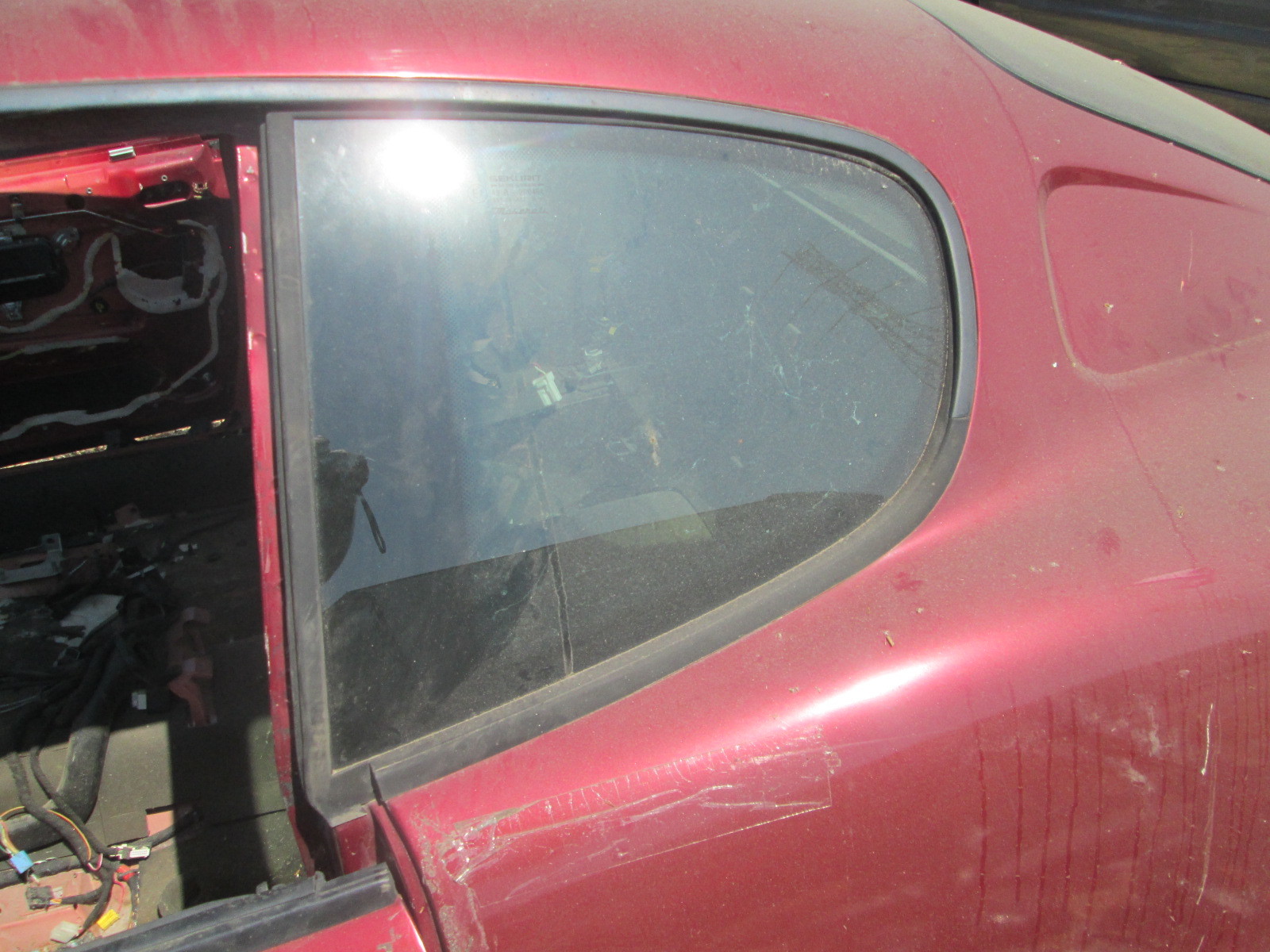 Maserati Coupe Gransport - Left Rear Quarter Side Glass Window # 387700401