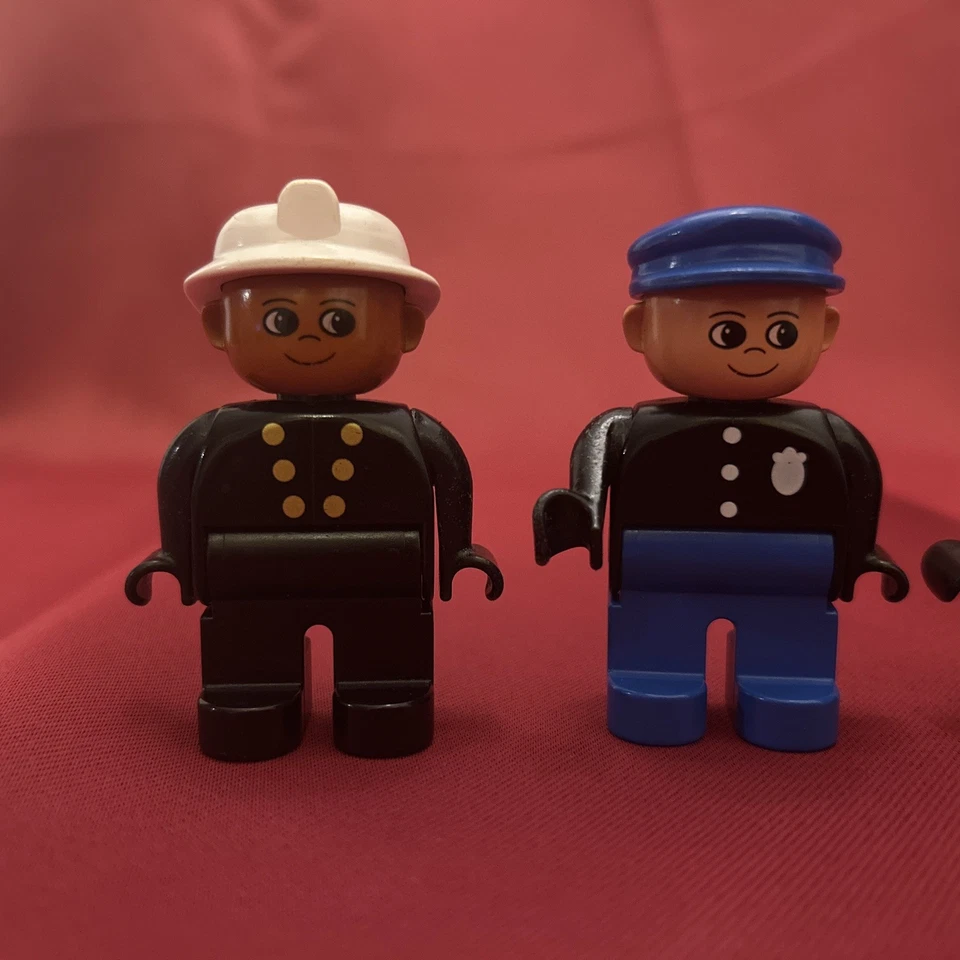 Vintage LEGO Duplo Minifigure Lot Of 10 Figures - Image 2 of 4