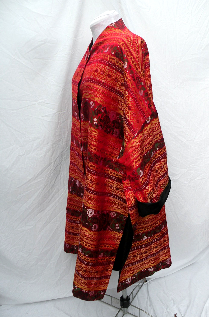 Callaghan Italy boxy silk brocate silk lined Kimono shape OS Romeo