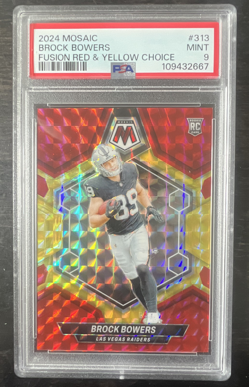 2024 Panini Mosaic - Rookies Brock Bowers #313 Choice Fusion Red & Yellow Mosaic
