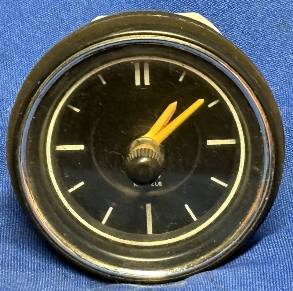 ⭐ Original Mercedes Uhr A1075420011 W107 R107 C107 funktionsfähig - Bild 1 von 4