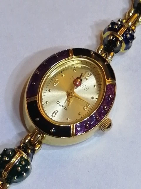 Vintage Joan Rivers Ladybug Watch Gold Tone Vtg LADY BUG Joan RIVERS Classics Signed Red Black Enamel  main image 4
