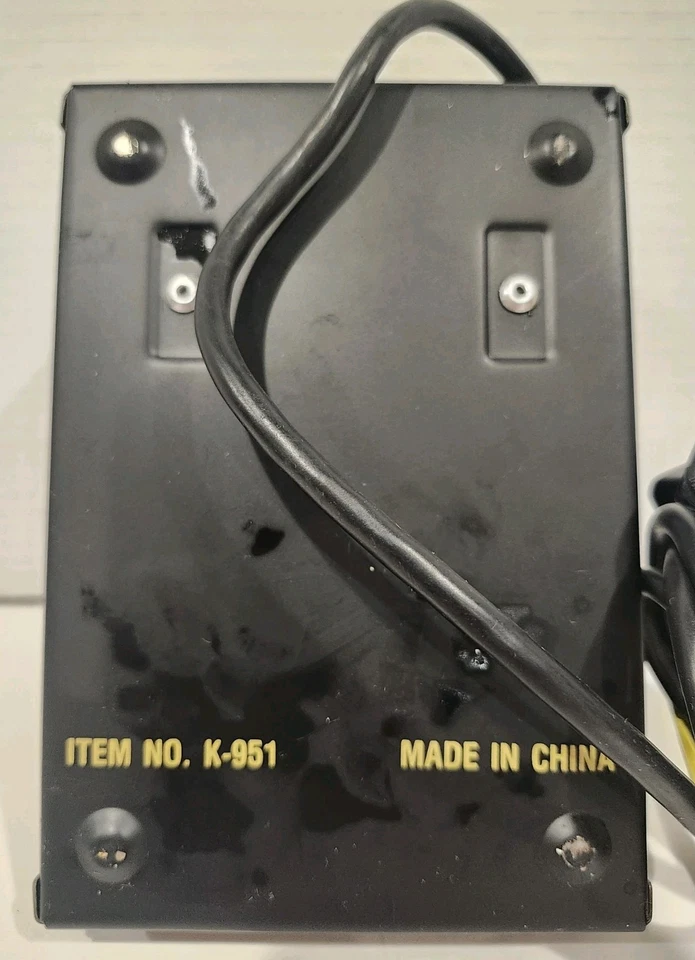 K-Line K-951 Hobby Transformer 120 Vac 50/60 HZ, Output 20V AC - Image 4 of 4