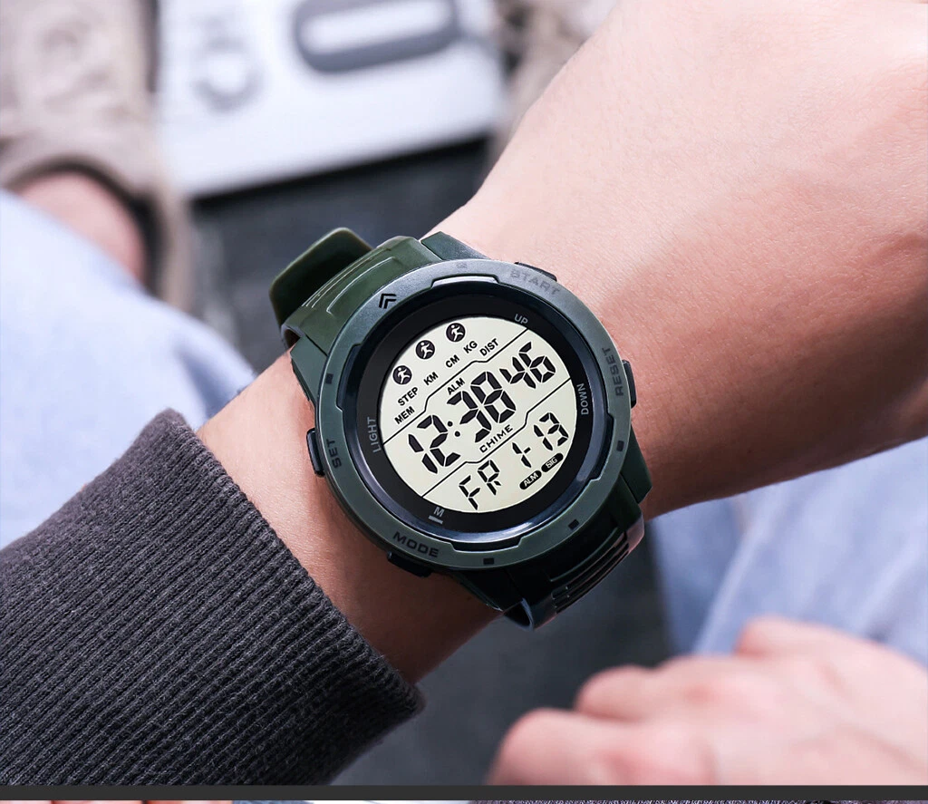 Fashion Sports Electronic Watch Waterproof Luminous Mountaineering Watch