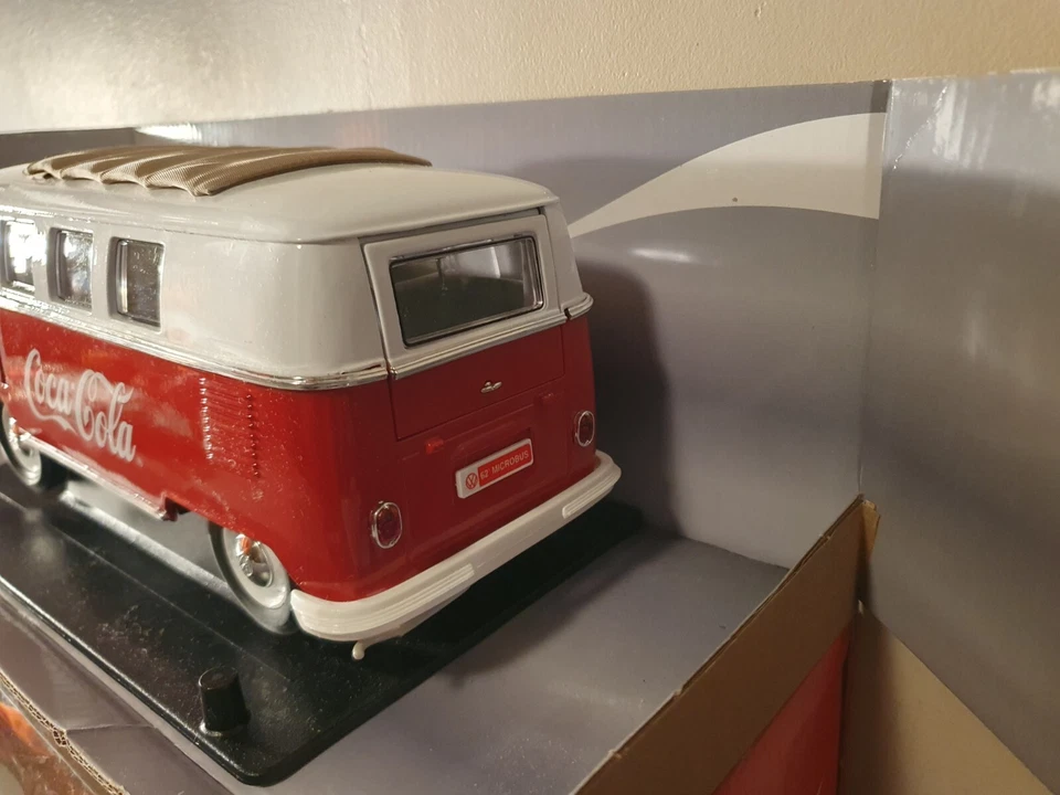 Volkswagen T1 Mini Bus Coca Cola 1/18 - Photo 4/4