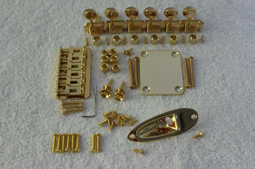 Allparts Hardtail Gold Stratocaster Hardware Set w/ Tuners Fender SB-0100-002