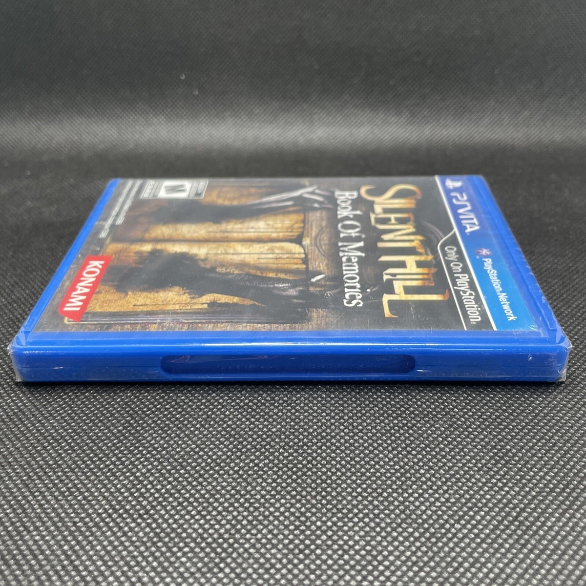 ☆SILENT HILL：Book Of Memories PSVita Amazon.com: Silent Hill: Book of Memories [Japan Import
