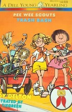 Pee Wee Scouts Ser.: Trash Bash by Judy Delton (1992, Digest Paperback) Juvenile