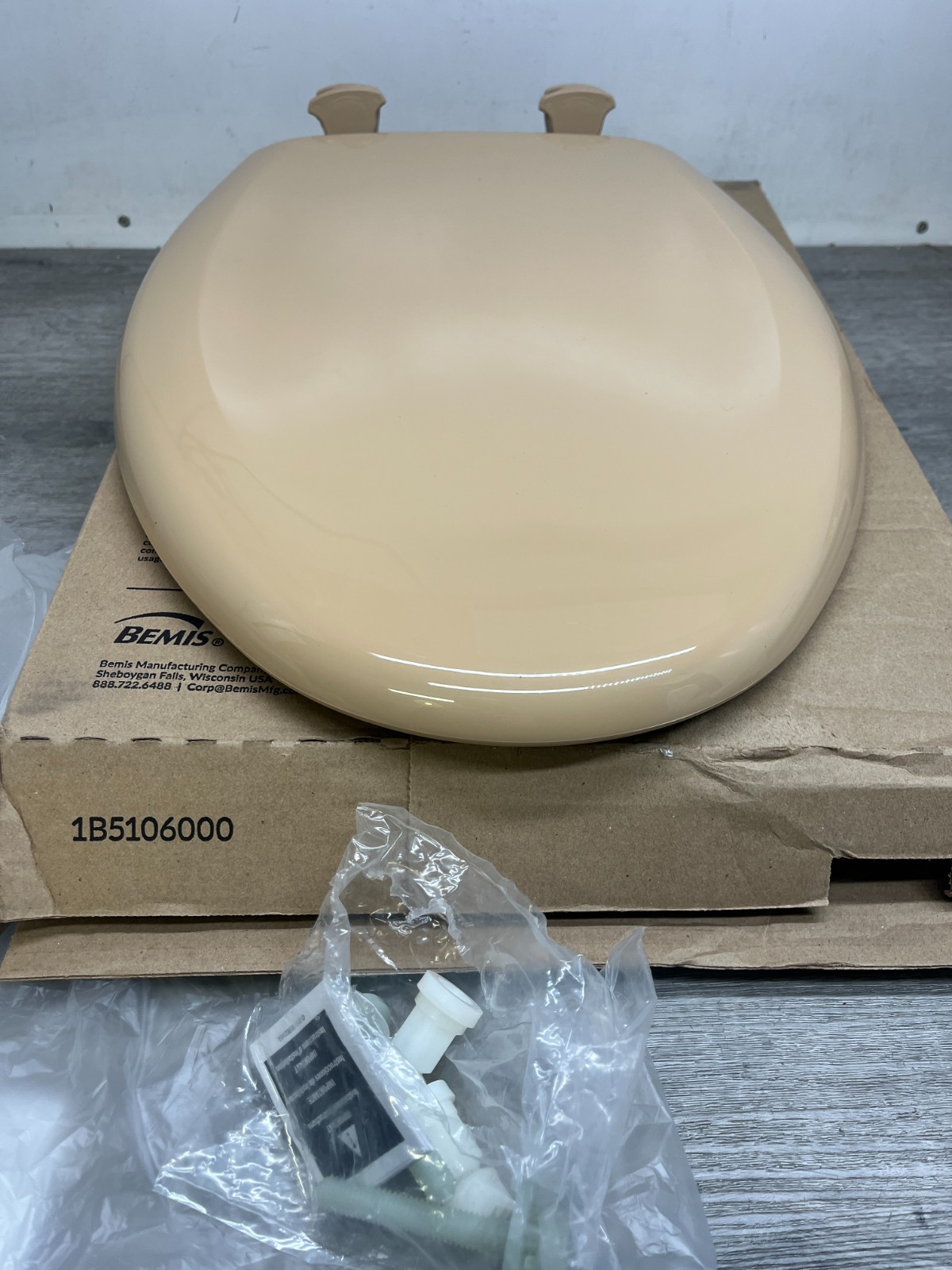 Bemis 1200SLOWT 148 Slow Elongated Closed Front Toilet Seat,