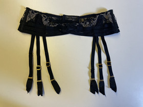 Agent Provocateur SOIR&Eacute;E Suspender Belt - Black S (AP 2)