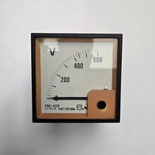SHANGHAI YITAI F96-ACB ANALOG PANEL VOLTMETER 0-600V AC