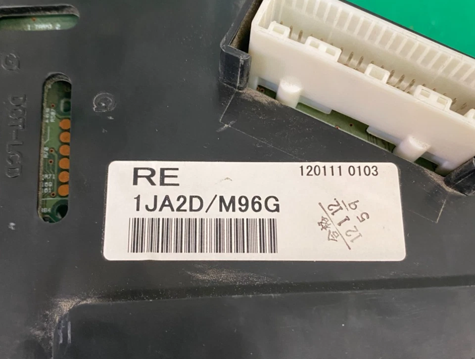 Cuadro de instrumentos velocímetro Nissan Quest 2012 64 k millas 120111 0103 Foto 2 de 3