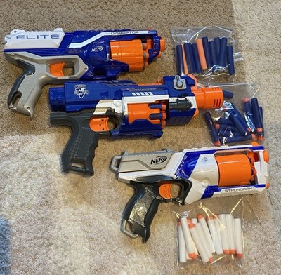 Nerf Elite N-Strike Disruptor, Elite Stockade, Strongarm Blaster mit 60 Darts