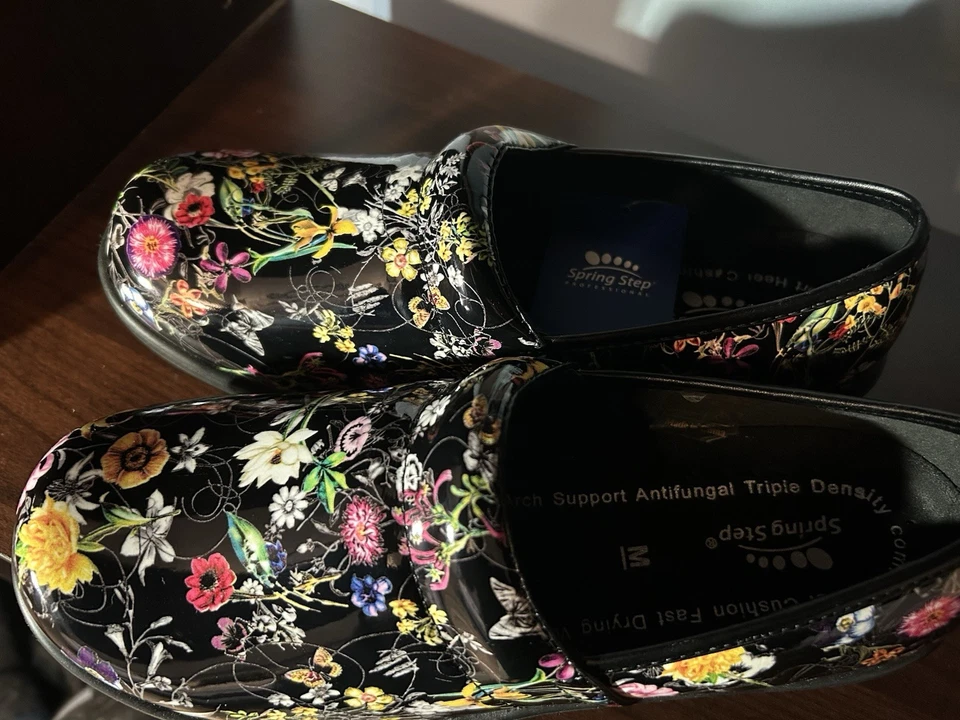 Zapatos de enfermera Spring Step para mujer talla 8,5 patrón floral resistente al deslizamiento nuevos sin caja Foto 4 de 4