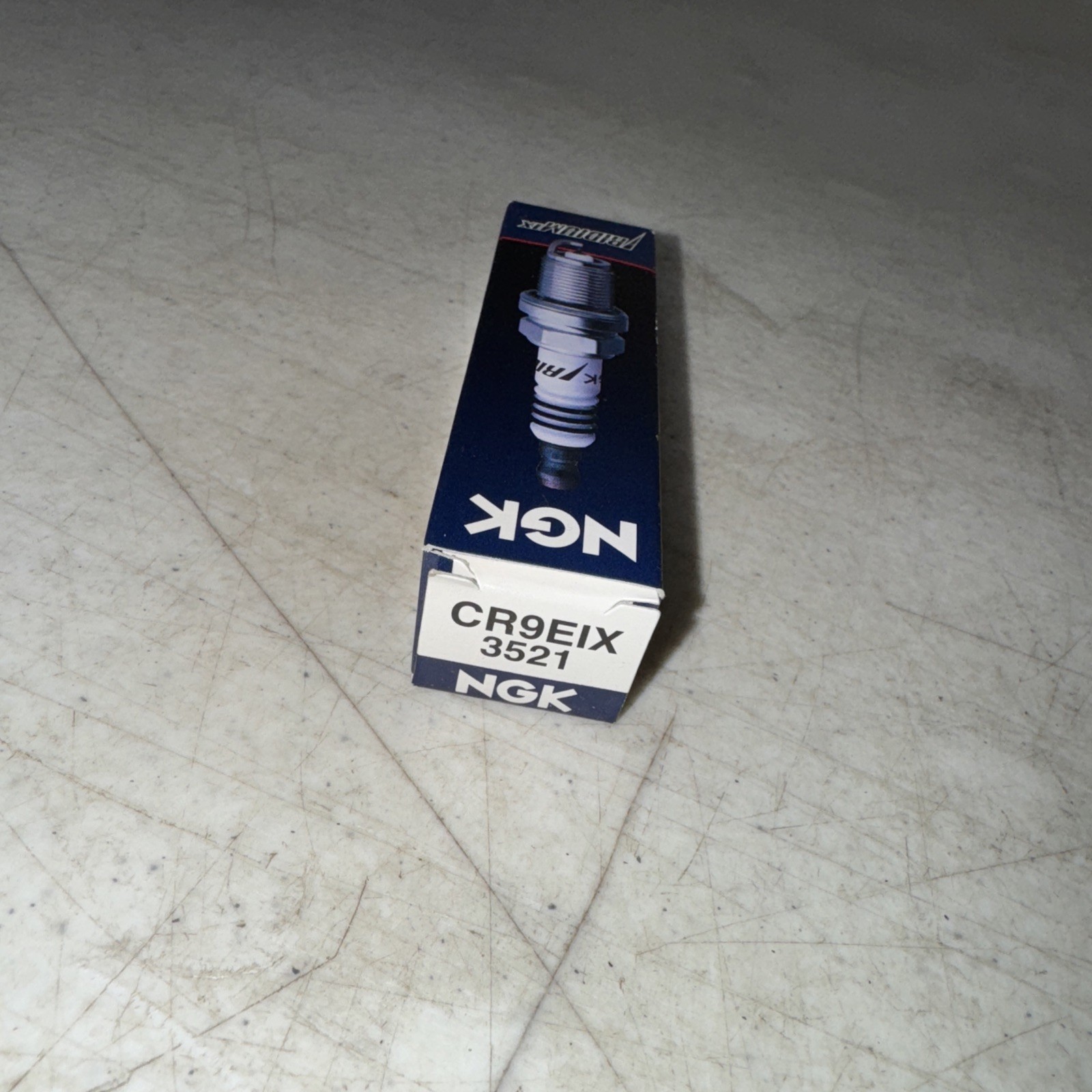 Genuine NGK CR9EIX  Spark Plug Iridium 3521 Upgrade from NGK CR9E