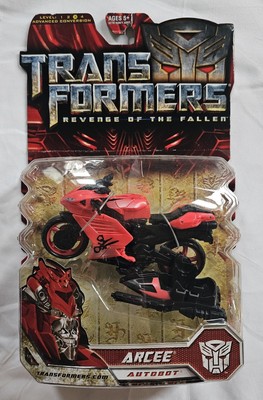 Transformers Revenge of the Fallen Deluxe Class Arcee Action Figure Sealed