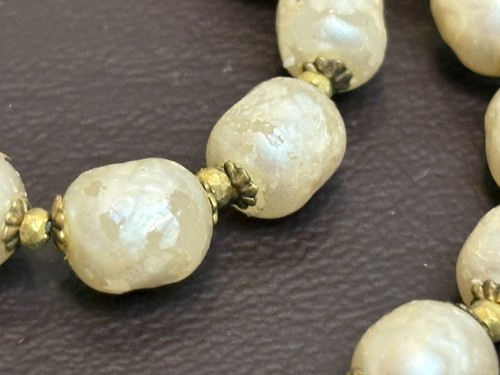 VTG Miriam Haskell Signed Necklace Faux Baroque Pearl Box Clasp 32” Long READ - 第 8/12 張圖片