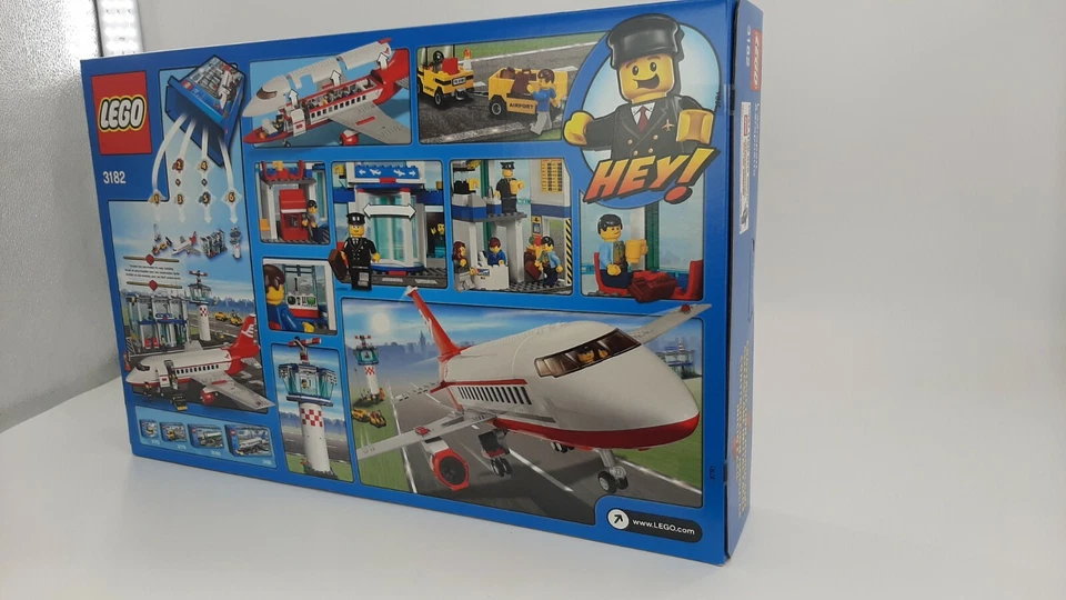  LEGO 3182 City Airport  - Image 2 of 4