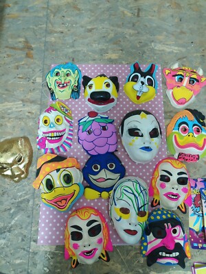 Lotto MASCHERE CARNEVALE in plastica anni 80