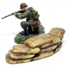  2003 Unimax FORCES OF VALOR 1:32 Soldier GERMAN WEHRMACHT SANDBAG BRUSTWEHR