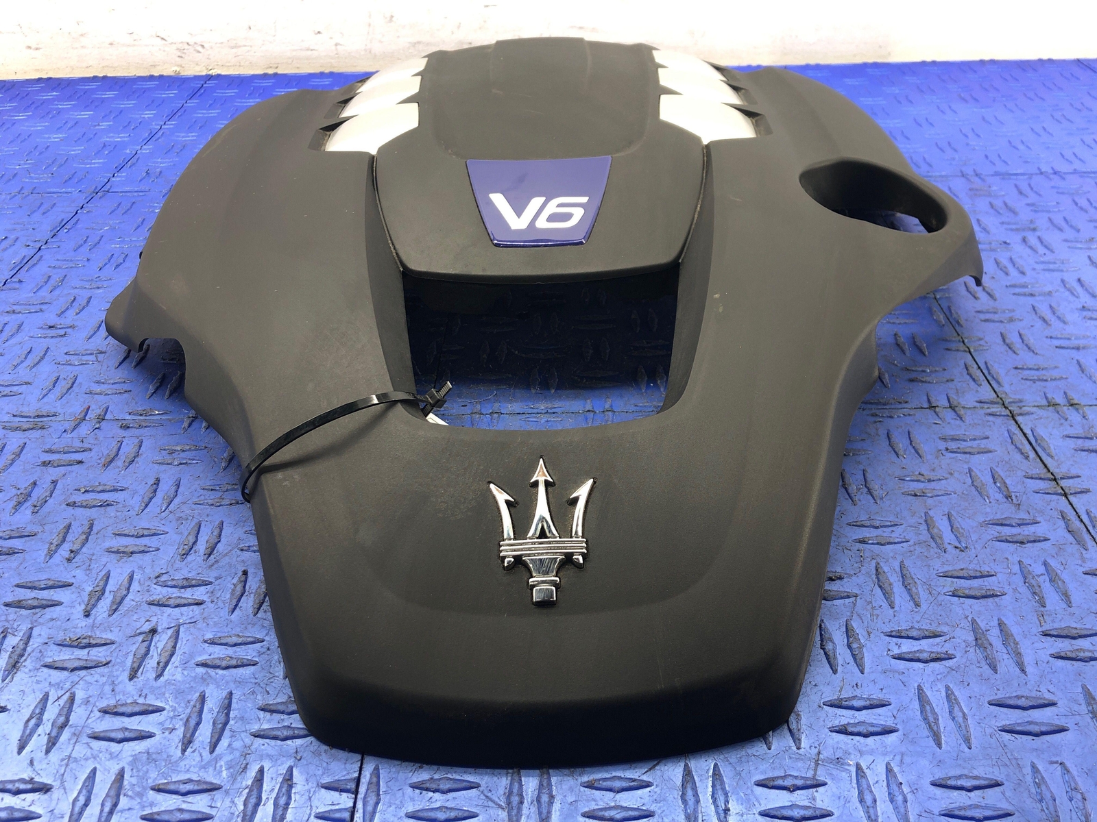 2014-2021 MASERATI QUATTROPORTE 3.0L V6 ENGINE COVER SHIELD 670003410 OEM 2015