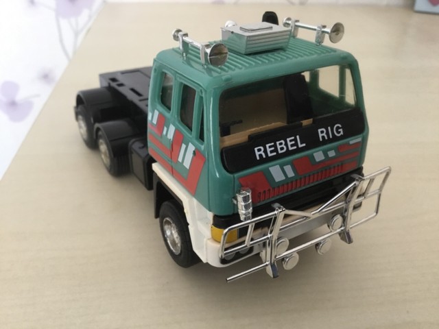 scalextric truck racing set