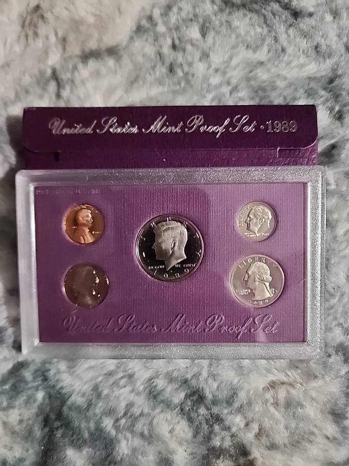 1987 and 1989 Mint Proof Sets United States Mint - Image 4 of 4