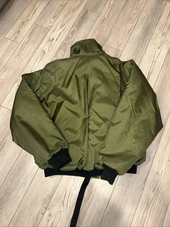 Mustang Survival MJ6214 Type III Floater Jacket Men’s XL 46-50" Green Preowned - Image 2 of 4