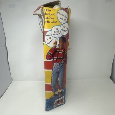 1991 Hasbro STEVE URKEL Family Matters Talking Pull String 17