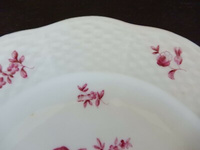 HEREND Pink/White Floral Plate 7 3/8
