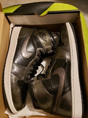 jordan 1 retro black patent