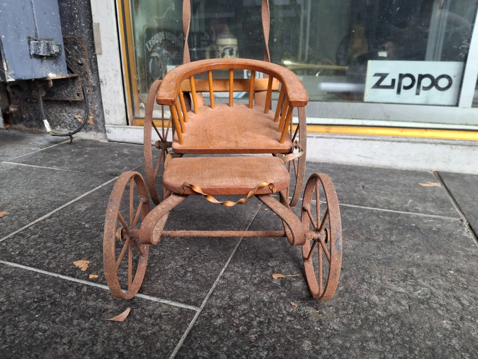 Vintage Doll METAL AND WOOD Carriage Stroller - Image 4 of 4