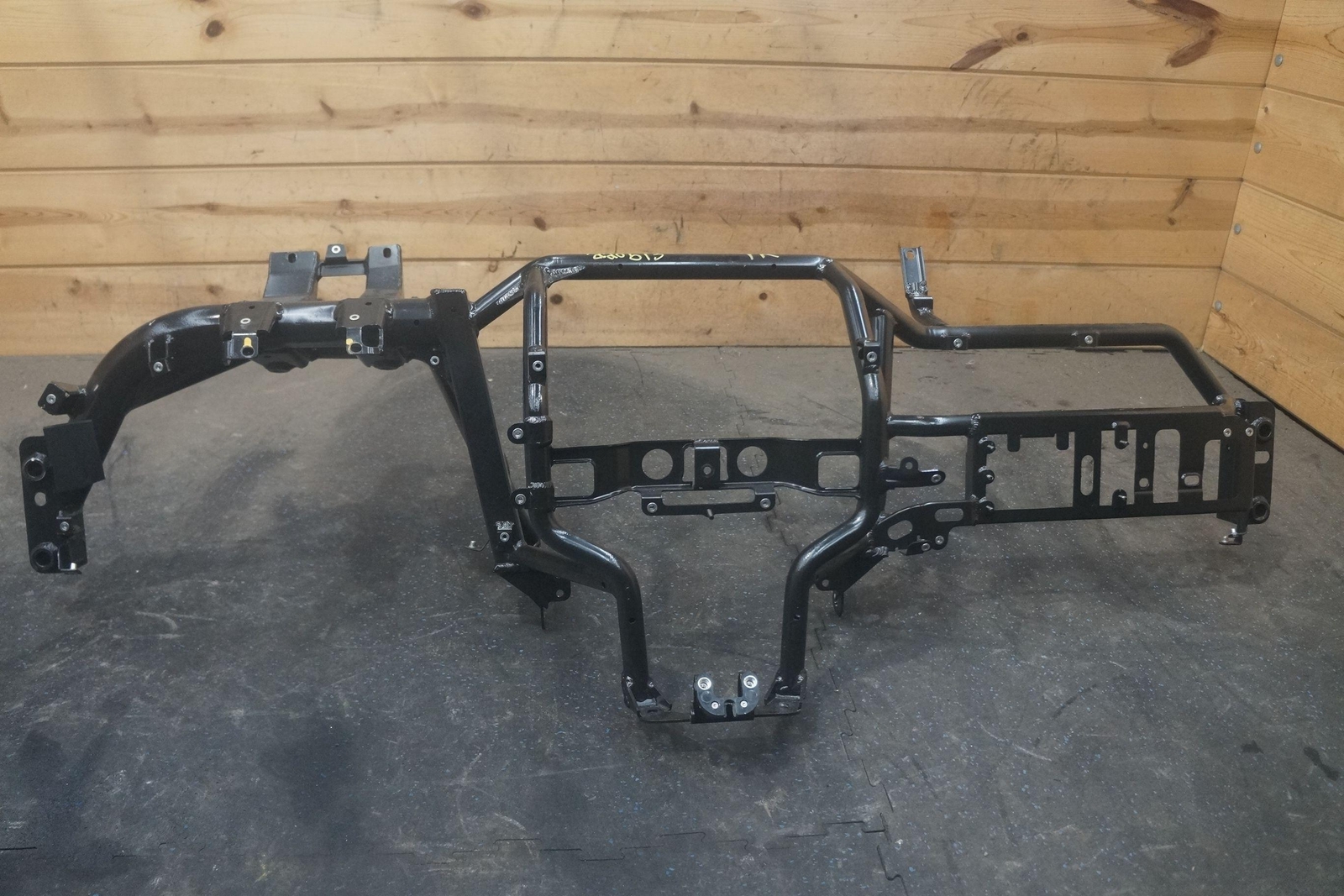 Dashboard Dash Instrument Panel Crossmember Bracket Mount 83144500 Ferrari FF 14