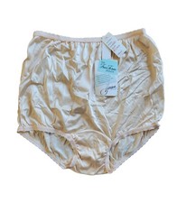 Vtg Henson Kickernick Beige Mushroom Gusset Silky Nylon Tricot Granny Sz 9 USA