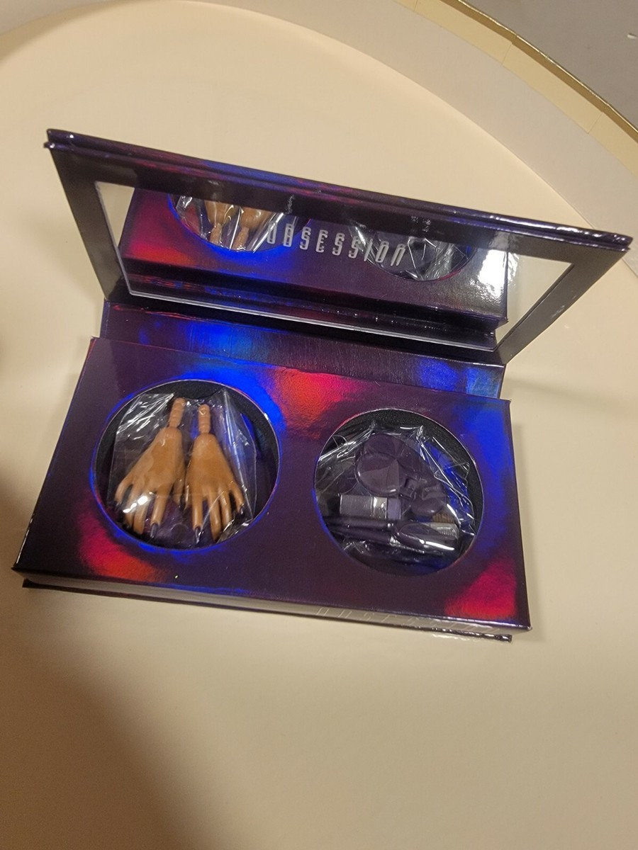 Integrity Toys Obsession Convention Manicured Hands, Bag