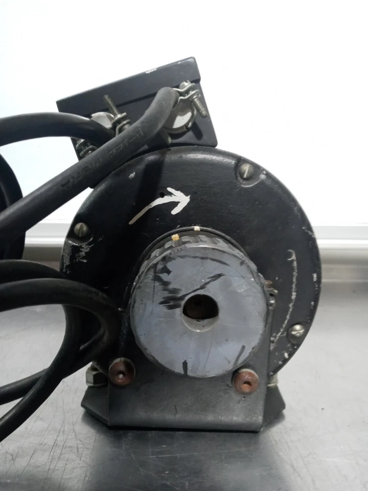 TTM Tri-Tronics MFG Sync Interlock Motor 3005-10A1, 230VAC, 3 Phase, 1/3 HP - Image 4 of 4