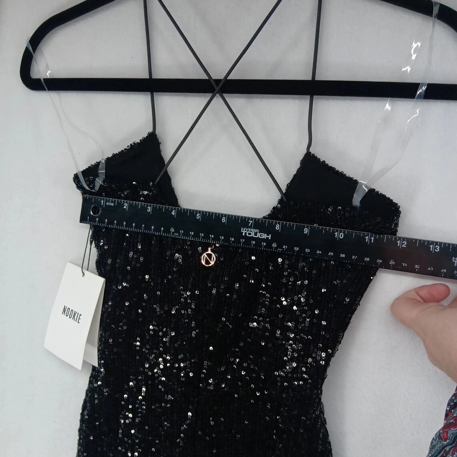 Mini abito Supreme nero con paillettes Nookie $279 nuovo con etichette taglia XS scollo a tuffo