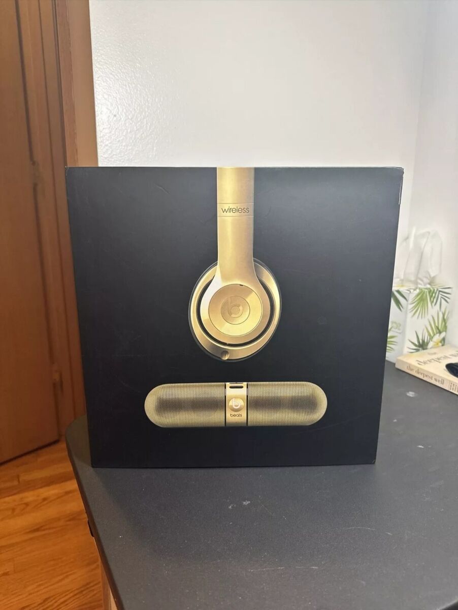 2013 Beats By Dr. Dre(Pill 2.0+Studio Headphones)Limited 2013 Beats By Dr. Dre(Pill 2.0+Studio Headphones)Limited