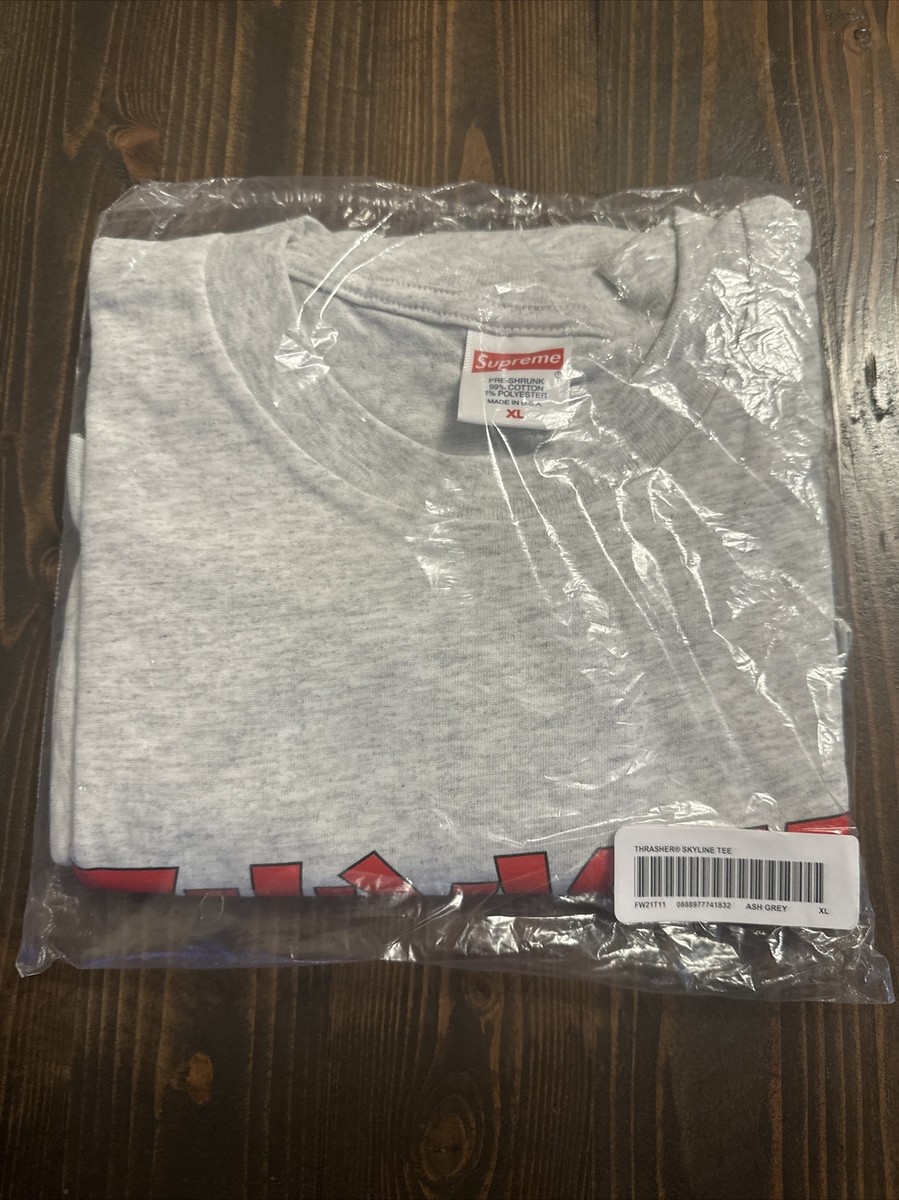新品 21FW Supreme × Thrasher Skyline Tee S Supreme Thrasher Skyline Tee (FW21) - $44