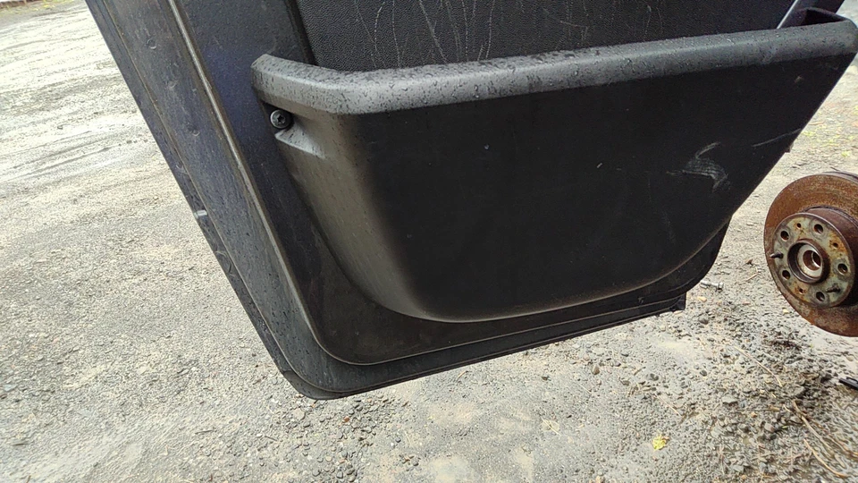 15 DODGE PROMASTER 3500 Front Door Driver Leftgranite Crystal Metallic - Image 2 of 2