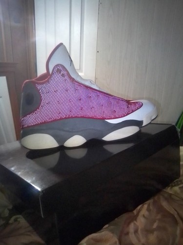 Size 10 - Jordan 13 Retro Gym Red - Picture 13 of 15