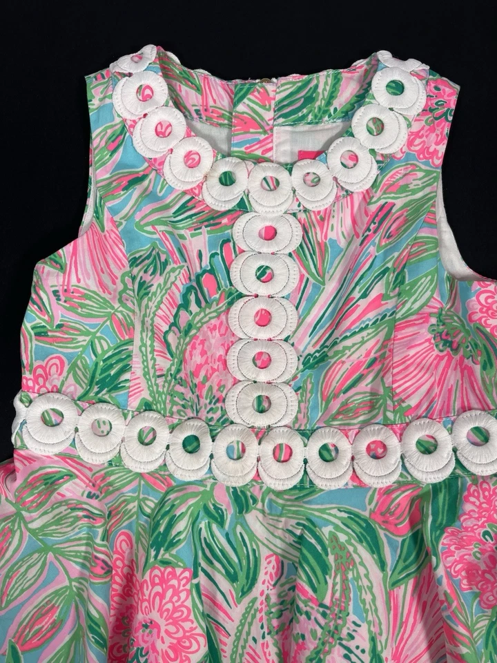 Vestido Idalia Lilly Pulitzer Meninas Tamanho 4 Estampa “Blue Horizan Coming In Hot” - Imagem 3 de 4