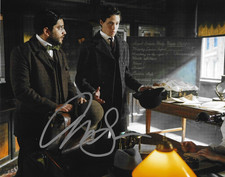 * MATTHEW SHEAR * signed 8x10 photo * THE ALIENIST * COA *