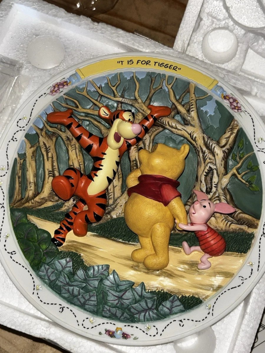   THE Winnie the Pooh　プレート Winnie the Pooh Disney Plates (1968-Now) | eBay