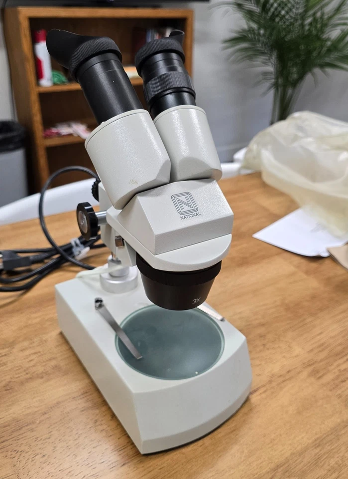 National Microscope 406T3L-10 — 第 4/4 张图片