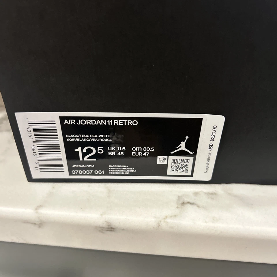 Talla 12.5 - Nike Air Jordan 11 Retro High Bred XI Foto 2 de 4