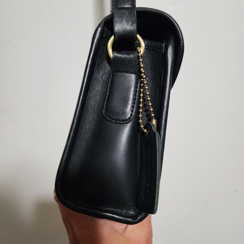 ​Vtg COACH City Bag 9097 Black Glove Tanned Leather Crossbody Turnlock 90s 80s  by Coach, Size 90, $200 - Photo 7