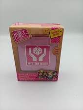 2019 Boxy Girls Strawberry Scented Bath Bomb W/ a Surprise Inside 6.7 Oz T1774