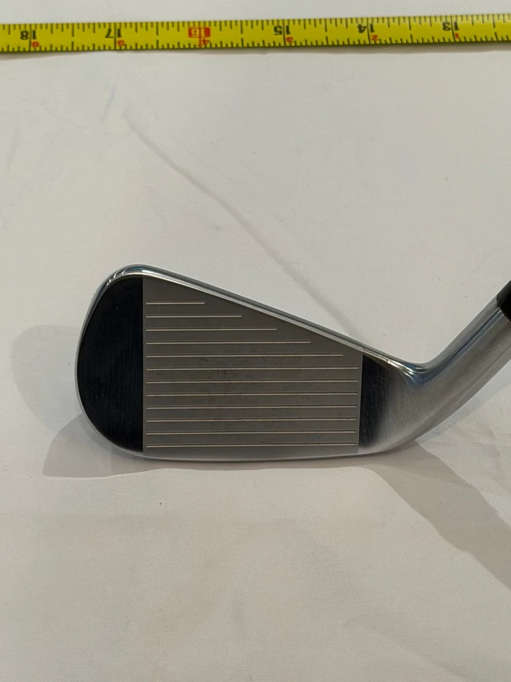 Titleist T200 23 Utility 4 ferros LA Golf A-Series Hybrid 105 X - Imagem 2 de 4