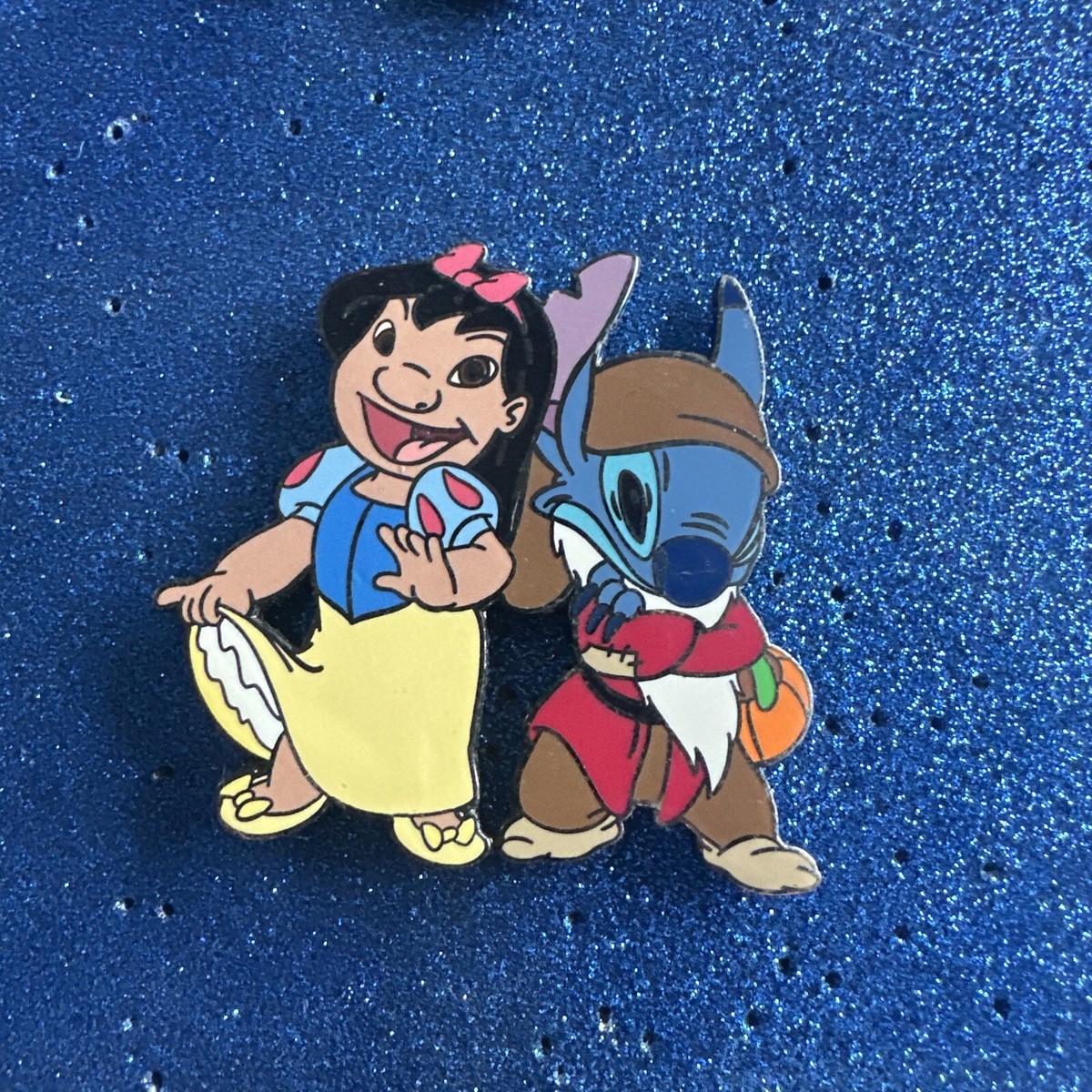 DA Disney Auctions LE 1000 Lilo Stitch Snow White Grumpy pin | eBay